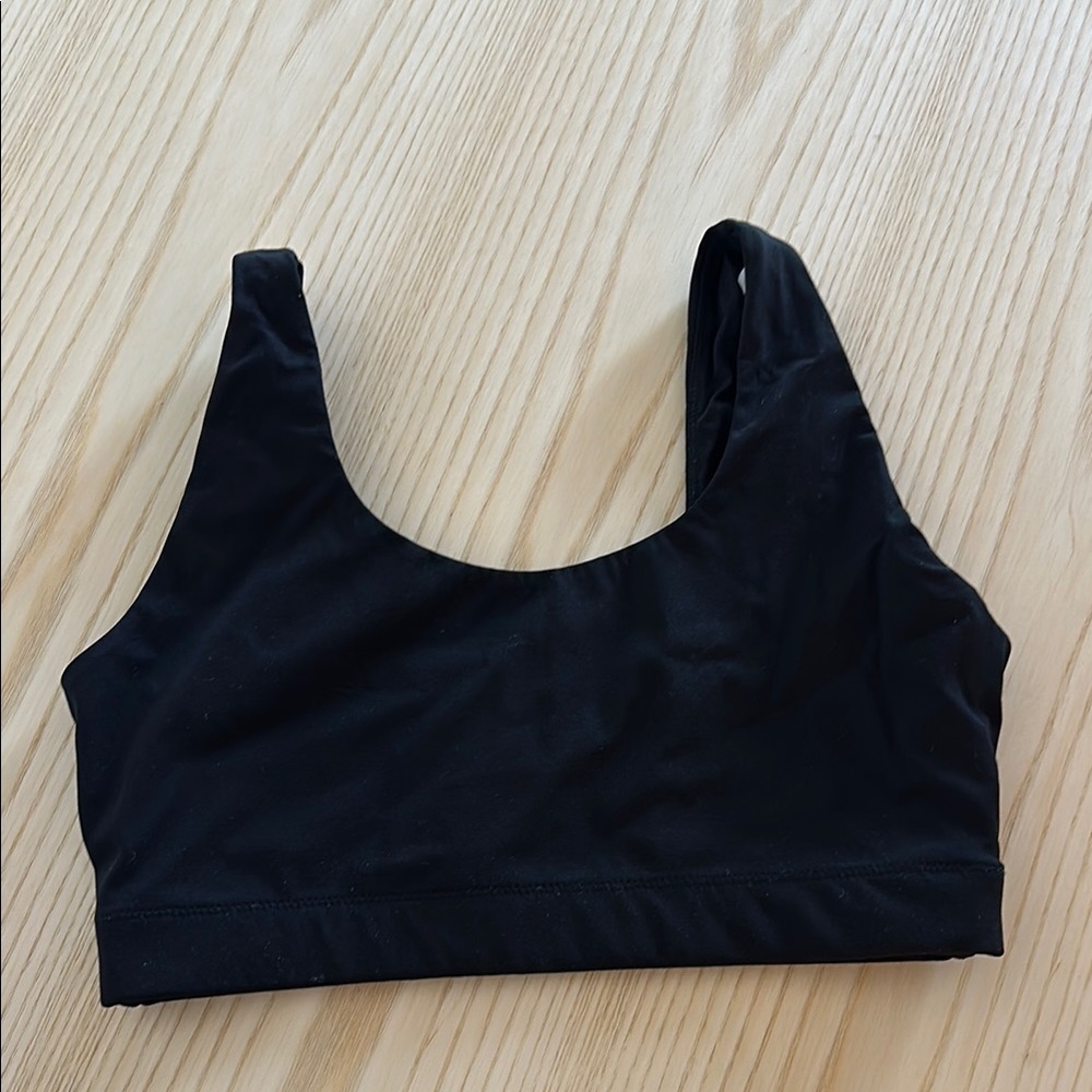 Everlane Sports Bra